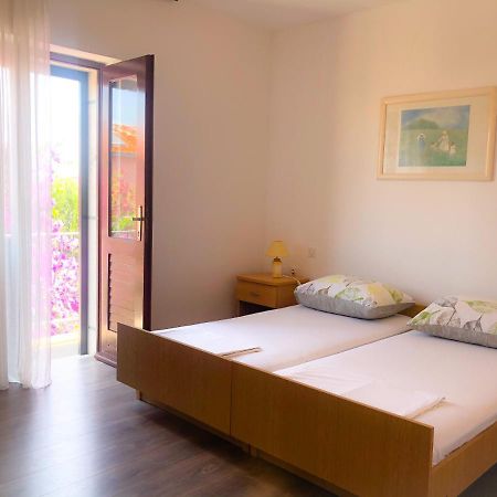 Apartmani Bepina Supetar Exterior foto